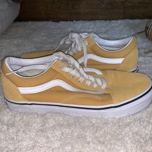 Vans- yellow- size 7
